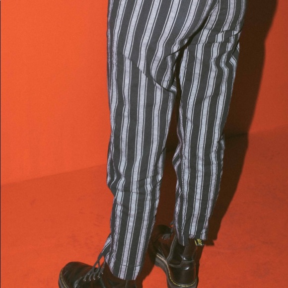 Striped pants - Picture 2 of 5